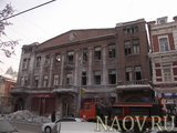Видны значительные разрушения здания — памятника архитектуры после пожара в январе 2011 года. Разваляев Е.О., фотография 2011 года

