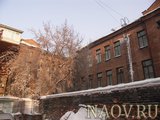 Вид здания со двора, южный фасад. Разваляев Е.О., фотография 2011 года
