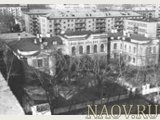 Вид сверху на главный корпус учительской семинарии. Фотография 1986 года.