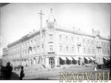 Торговый дом Гадалова И.Г. в Красноярске в начале XX века
Автор фотографии - не известен, фотография 1914-1915 годов. 